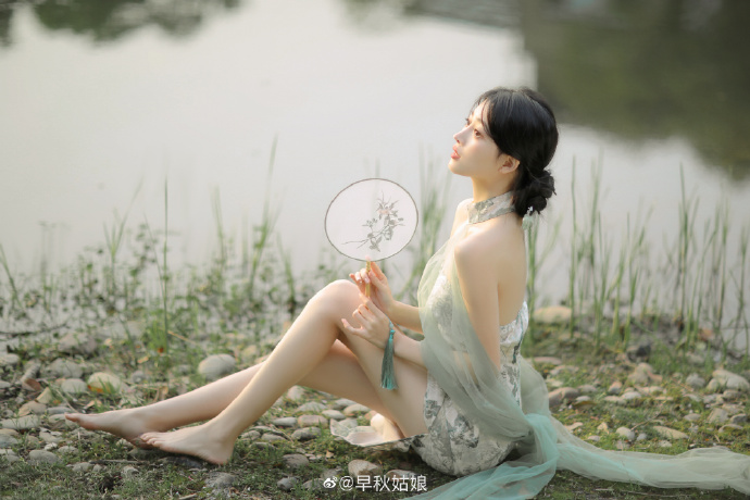 悬疑氛围一角 · 可同步